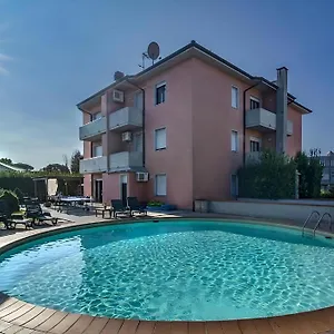 Giada Palace & Pool - Giada Palace Group Apartment Lucca